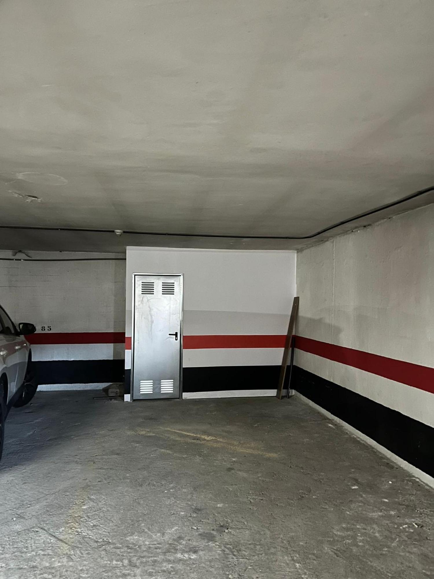 The Snow Con Parking, Wifi Y Terraza